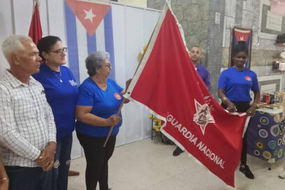 Premian a entidades de referencia en perfeccionamiento del Comercio