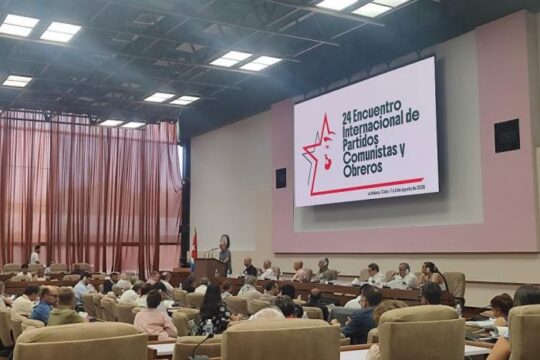 Presidente cubano asiste a la inauguración del Encuentro Internacional de Partidos Comunistas y Obreros