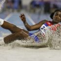 Leyanis cumplió como abanderada y el atletismo abre con dos oros