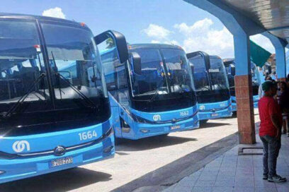 Nuevos ómnibus Yutong llegan a Las Tunas