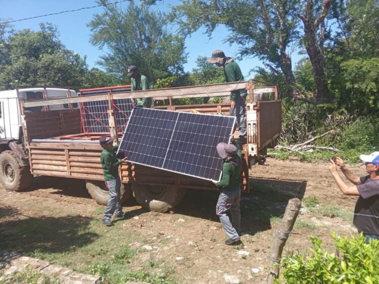 El CMF de Tranquera, Cauto Cristo, fue el último en adquirir el kit de paneles solares