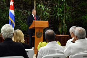 Presenta Cuba nuevo informe contra el bloqueo