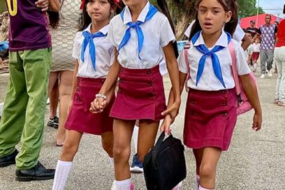 A las aulas con el impulso de padres y comunidad