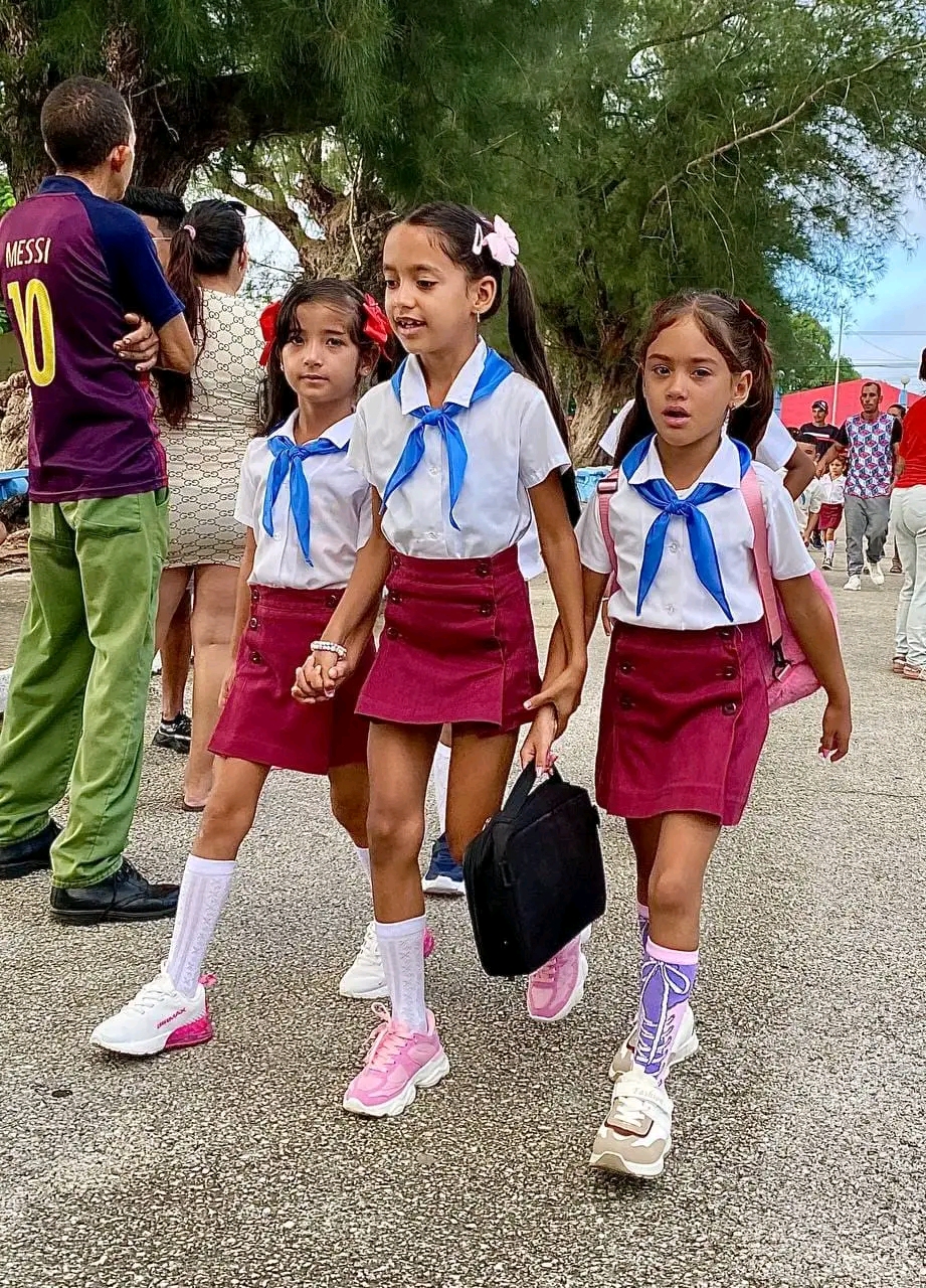 Inició el curso escolar en Camagüey (Foto: Rodolfo Blanco Cué)