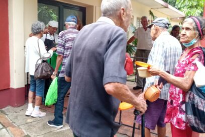 Cultura y Manjares: cofradía por la ancianidad 