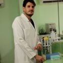 Científico de 33 años en el Instituto de Hematología e Inmunología