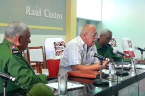 Dialogó Ministro de Energía y Minas en Holguín sobre estrategias para recuperar el sistema electroenergético