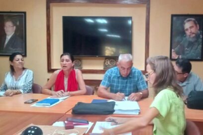 Holguín promueve afiliación sindical de nuevos actores económicos